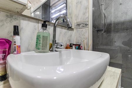 Apartamento à venda com 92m², 2 quartos e sem vaga Apartamento à venda com 92m², 2 quartos e sem vagaBanheiro