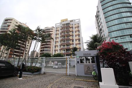 Apartamento para alugar com 60m², 2 quartos e 1 vagaFachada