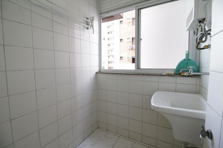 Apartamento para alugar com 60m², 2 quartos e 1 vagaÁrea de Serviço