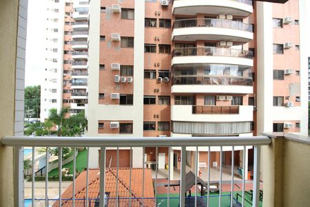 Apartamento para alugar com 60m², 2 quartos e 1 vagaSala - Varanda