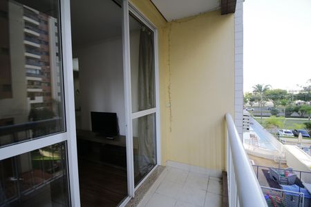 Apartamento para alugar com 60m², 2 quartos e 1 vagaVaranda