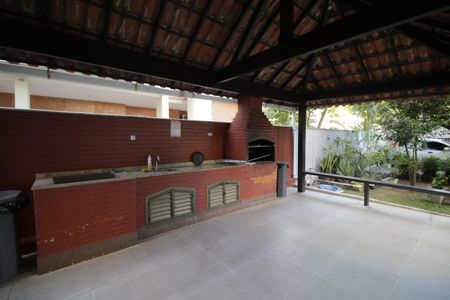 Apartamento para alugar com 60m², 2 quartos e 1 vagaÁrea comum - Churrasqueira