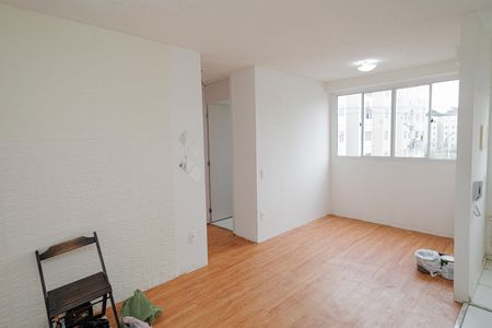 Sala de apartamento para alugar com 2 quartos, 40m² em Guaratiba, Rio de Janeiro