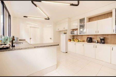 Casa à venda com 297m², 5 quartos e 4 vagas