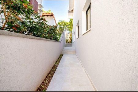 Casa à venda com 297m², 5 quartos e 4 vagas