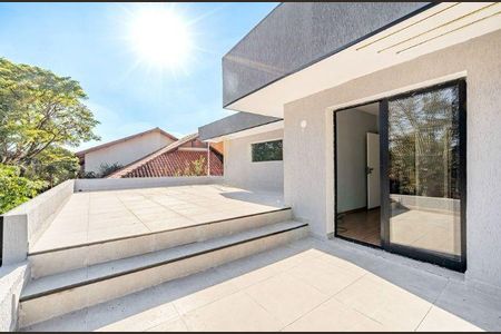 Casa à venda com 297m², 5 quartos e 4 vagas