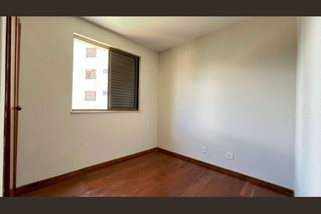 Apartamento à venda com 180m², 4 quartos e 2 vagas