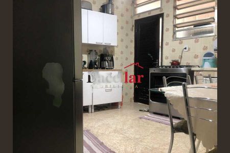 Apartamento à venda com 102m², 2 quartos e 1 vaga