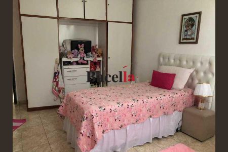Apartamento à venda com 102m², 2 quartos e 1 vaga