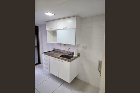 Apartamento à venda com 120m², 1 quarto e 1 vaga
