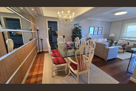 Apartamento à venda com 178m², 4 quartos e 3 vagasFoto 02