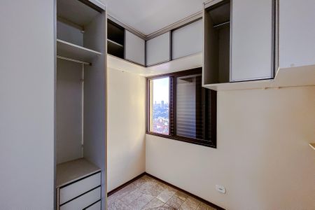 Apartamento à venda com 256m², 3 quartos e 2 vagasQuarto 3