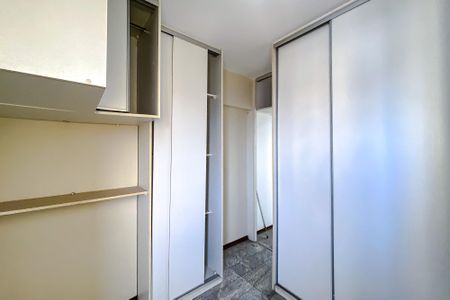 Apartamento à venda com 256m², 3 quartos e 2 vagasQuarto 3