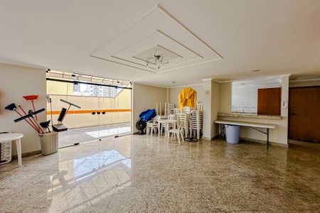 Apartamento à venda com 256m², 3 quartos e 2 vagasÁrea comum - Salão de festas