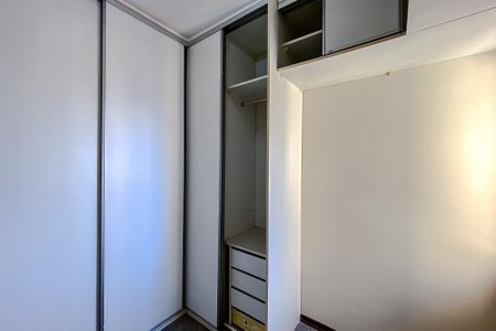 Apartamento à venda com 256m², 3 quartos e 2 vagasQuarto 3