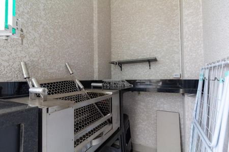 Apartamento à venda com 45m², 2 quartos e sem vaga Apartamento à venda com 45m², 2 quartos e sem vagaVaranda