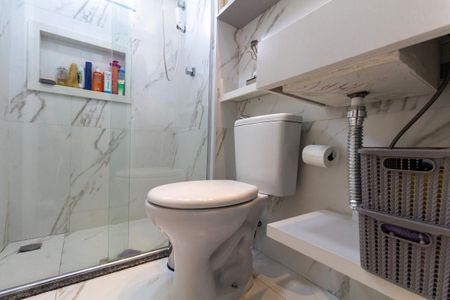 Apartamento à venda com 45m², 2 quartos e sem vaga Apartamento à venda com 45m², 2 quartos e sem vagaBanheiro