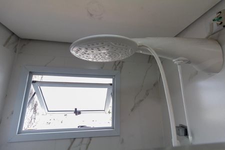 Apartamento à venda com 45m², 2 quartos e sem vaga Apartamento à venda com 45m², 2 quartos e sem vagaBanheiro