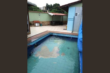 Casa à venda com 176m², 3 quartos e 4 vagas