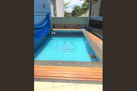 Casa à venda com 176m², 3 quartos e 4 vagas