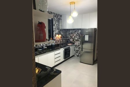 Casa à venda com 176m², 3 quartos e 4 vagas