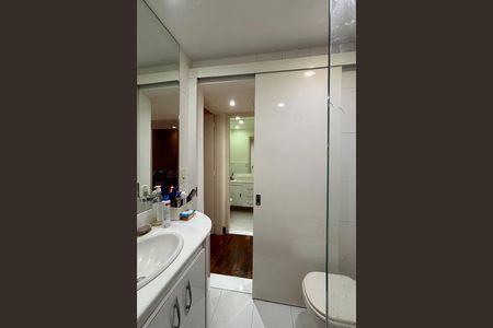Apartamento à venda com 90m², 1 quarto e 1 vaga Apartamento à venda com 90m², 1 quarto e 1 vagaBanheiro social
