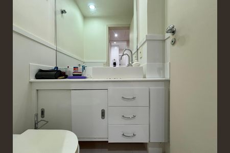 Apartamento à venda com 90m², 1 quarto e 1 vaga Apartamento à venda com 90m², 1 quarto e 1 vagaLavabo