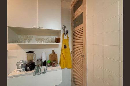 Apartamento à venda com 90m², 1 quarto e 1 vaga Apartamento à venda com 90m², 1 quarto e 1 vagaÁrea de serviço