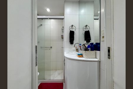 Apartamento à venda com 90m², 1 quarto e 1 vaga Apartamento à venda com 90m², 1 quarto e 1 vagaBanheiro social