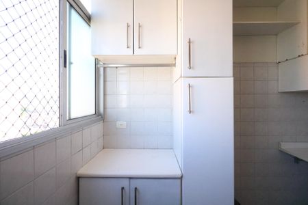 Apartamento para alugar com 55m², 2 quartos e 1 vagaÁrea de Serviço