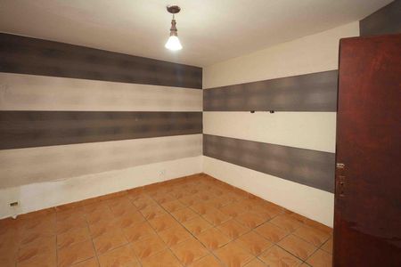 Casa para alugar com 180m², 2 quartos e 1 vagaQuarto