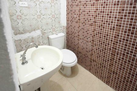 Casa para alugar com 180m², 2 quartos e 1 vagaBanheiro de serviço