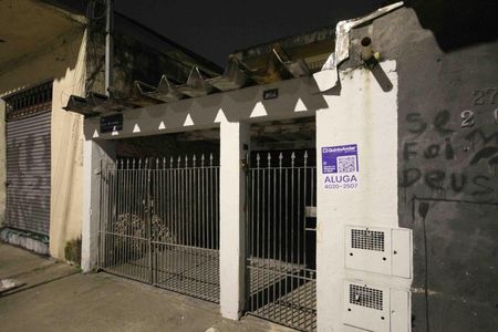 Casa para alugar com 180m², 2 quartos e 1 vagaFachada