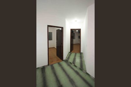 Casa para alugar com 180m², 2 quartos e 1 vagaCorredor