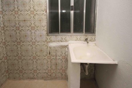 Casa para alugar com 180m², 2 quartos e 1 vagaÁrea de serviço