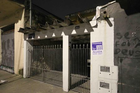 Casa para alugar com 180m², 2 quartos e 1 vagaFachada