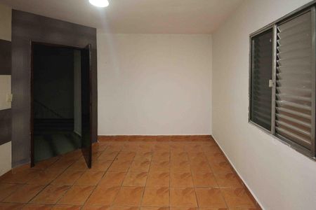 Casa para alugar com 180m², 2 quartos e 1 vagaQuarto
