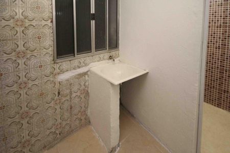 Casa para alugar com 180m², 2 quartos e 1 vagaÁrea de serviço