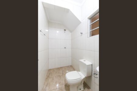 Banheiro de casa para alugar com 1 quarto, 35m² em Vila Lourdes, São Paulo