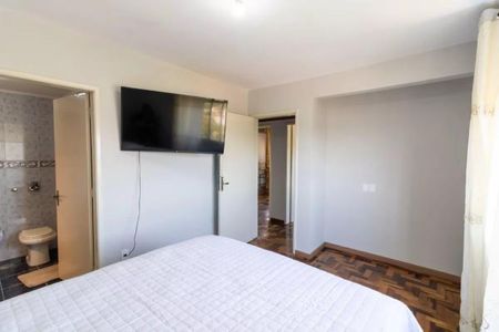 Quarto 1 de apartamento para alugar com 3 quartos, 101m² em Medianeira, Porto Alegre