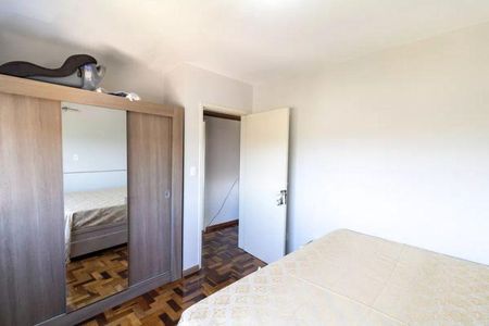 Quarto  de apartamento para alugar com 3 quartos, 101m² em Medianeira, Porto Alegre