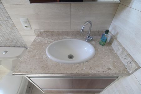 Apartamento à venda com 73m², 2 quartos e 2 vagasBanheiro