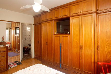 Apartamento à venda com 280m², 3 quartos e 2 vagasQuarto 1 Suíte