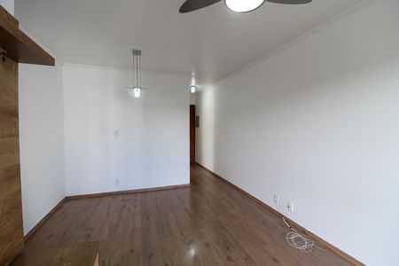 Apartamento para alugar com 70m², 3 quartos e 1 vaga