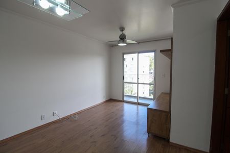 Apartamento para alugar com 70m², 3 quartos e 1 vaga