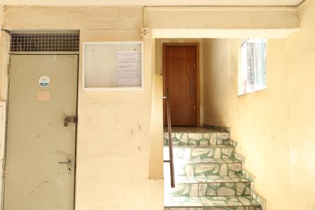 Apartamento para alugar com 42m², 2 quartos e 1 vagaÁrea comum - Saguão do andar