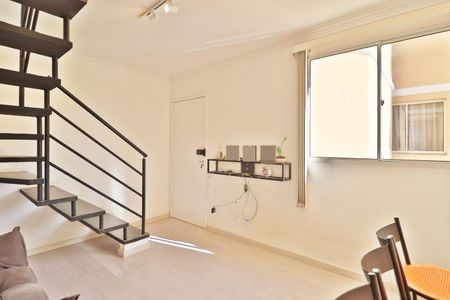 Apartamento para alugar com 90m², 2 quartos e 1 vagaSala