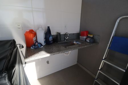 Apartamento para alugar com 90m², 2 quartos e 1 vagaÁrea de Serviço