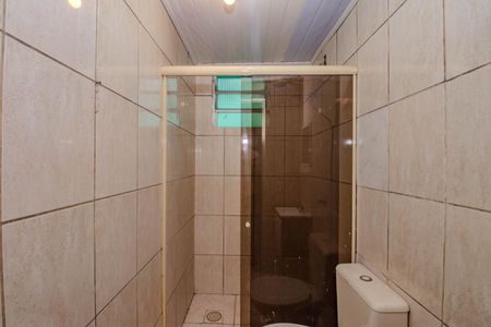 Banheiro de apartamento para alugar com 1 quarto, 40m² em Humaitá, Porto Alegre