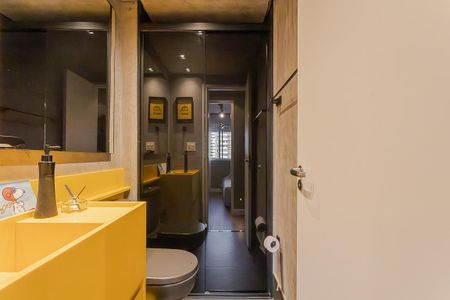 Apartamento à venda com 56m², 2 quartos e 1 vaga Apartamento à venda com 56m², 2 quartos e 1 vagaBanheiro